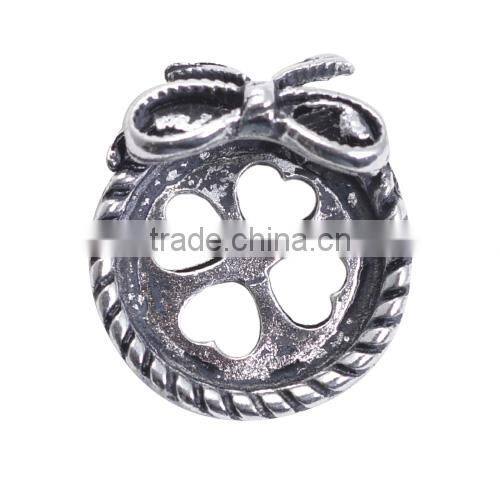 Fashion Bowknot Hollow Heart Charm Round Zinc Alloy Antique Silver Pendant