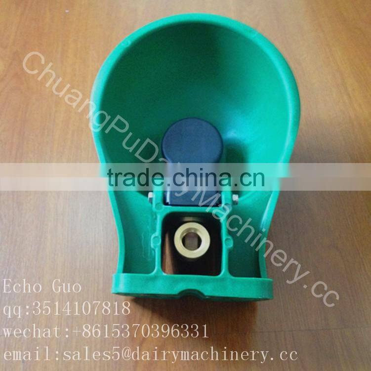 Poly Ethylene Cow Milking Bowl / Automatic Drinking Bowl