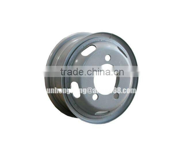 5.50F-16 light truck wheel SR22