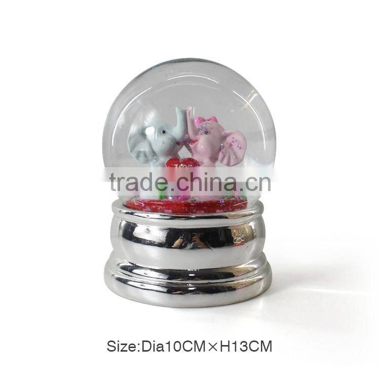 Cutomized wedding favors snow globe