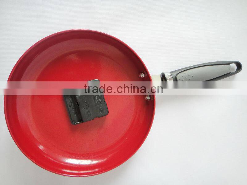 RH-4628 Metal Skillet Novelty Frying Pan Kitchen Wall Clock