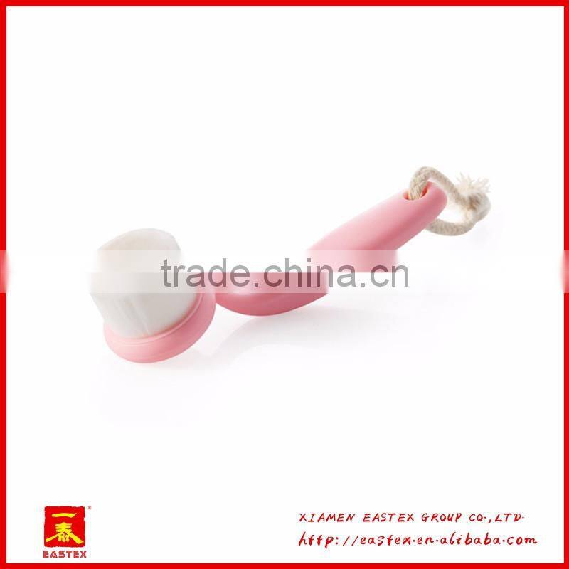 Soft facial use cleansing brush to go effectively black head