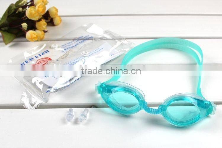 2016 Wholesale Silicone New Design Sports Anti Fog Swimming Googles
