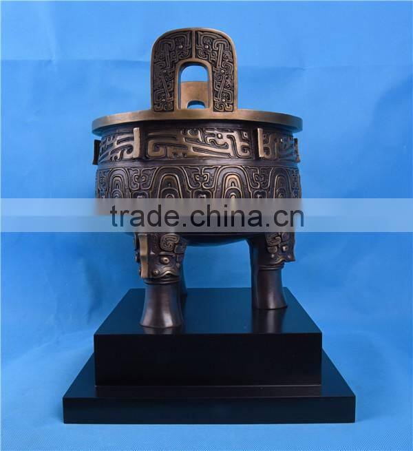 China style bronze tripod artwork/Chinese Classical Bronze tripod sculpture/Bronze Decoration