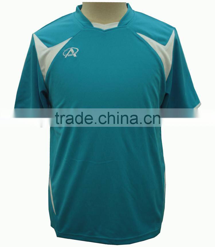 2015 hot selling wholesale cheap football uniform newest soccer jersey set
