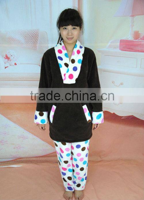 Wholesale Coral Fleece Fabric Girl In Pajamas Kimono Bathrobe