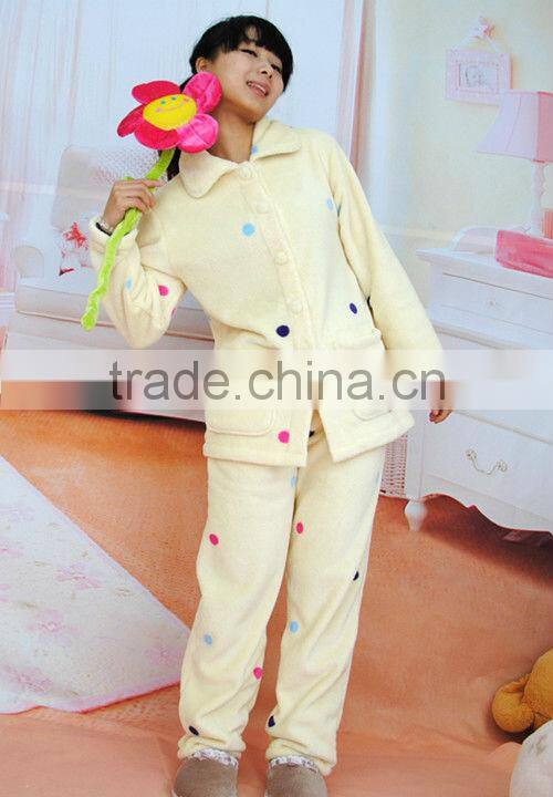 Wholesale Coral Fleece Fabric Girl In Pajamas Kimono Bathrobe