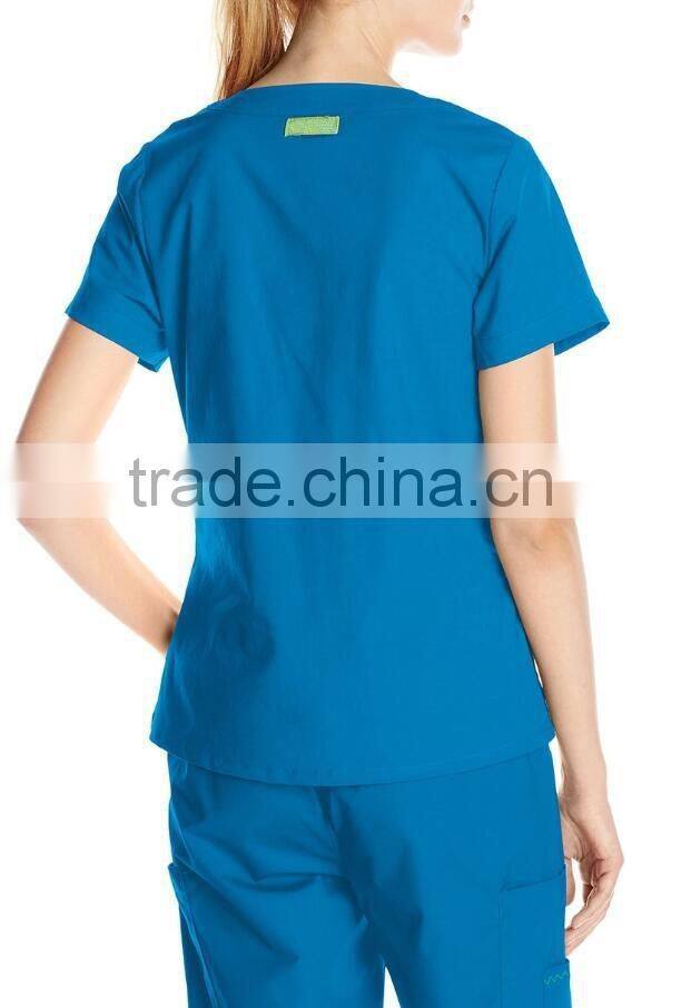 women's V-Neck scrub top with 3 pockets scrub suit