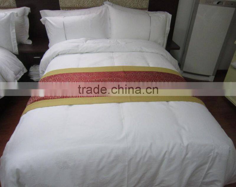 Decorative hotel bed runner