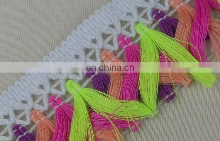 Fashionable crochet tassel lace trim