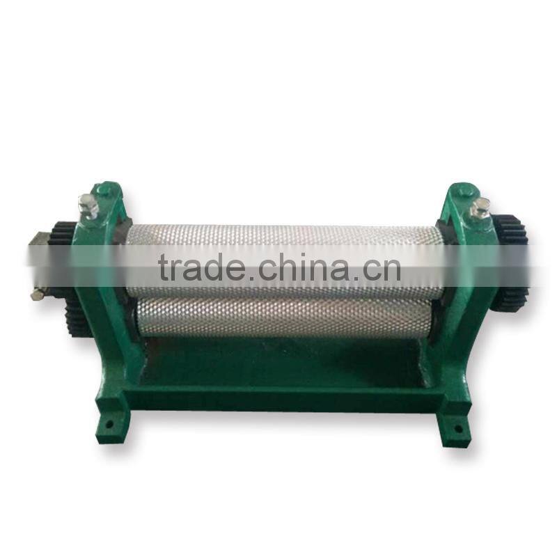 Beekeeping tools Manual wax foundation machine 310*86mm beekeeping equipments beeswax foundation machine