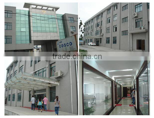 Rubber interlocking flooring mat