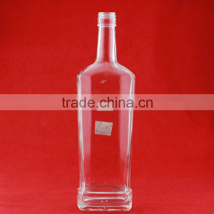 New design glass bottle glass beverage bottle wholesale brand your own vodka