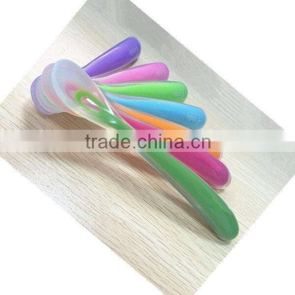 Customized Best-Selling cute silicone baby feeding spoon