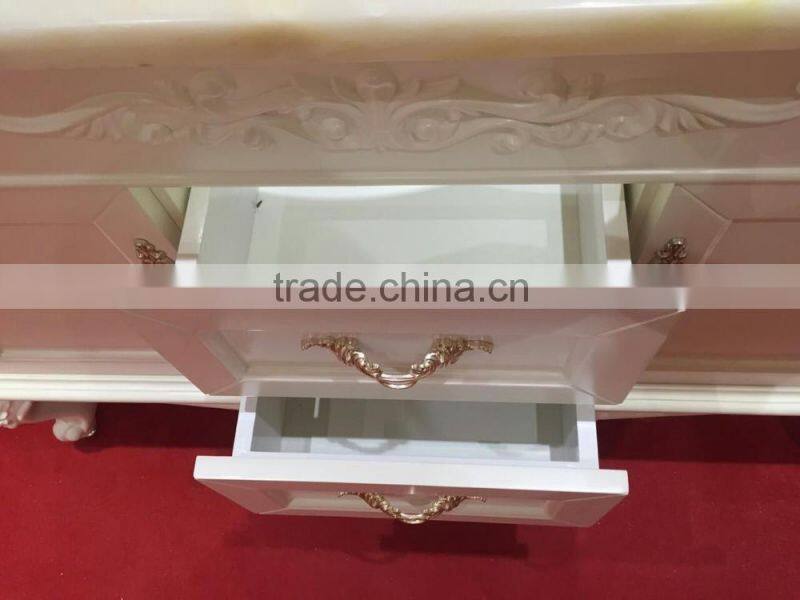 Mirrored Cabinets Type and Modern,Elegant Style lamxon bathroom cabinet