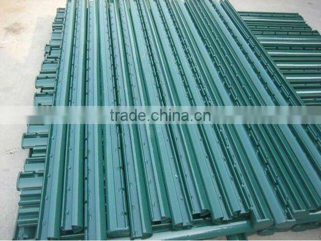 Welded Wire Mesh Barrier(galvanized+PVC-coated,used as fence mesh)