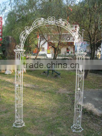 Decorative rose wedding iron garden arch