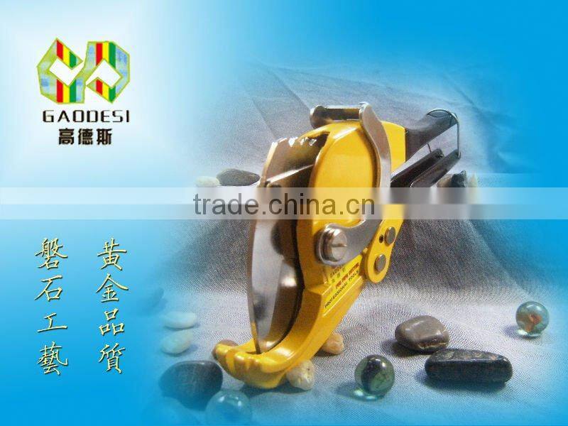 PVC pipe cutter