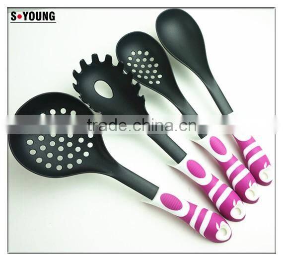 33057 Kitchen Cooking Utensils with Built-in Stand