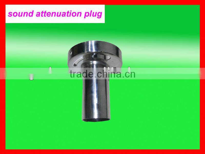 sound attenuation plug for muffler