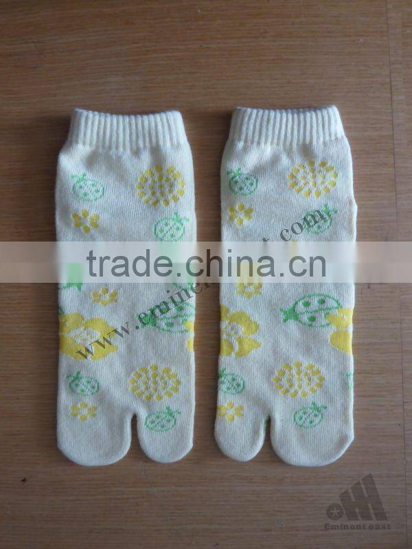 Promotional colorful two toe sock