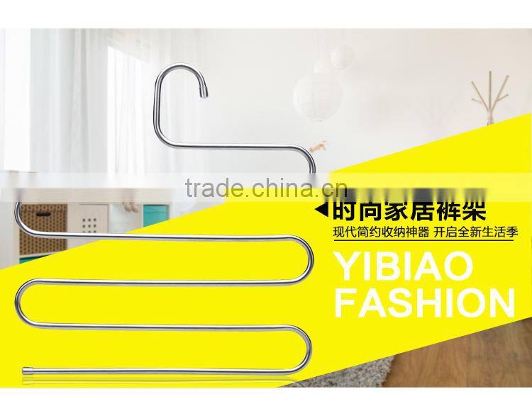 Made in high quality customized design unique metal decorative dress hangers stand