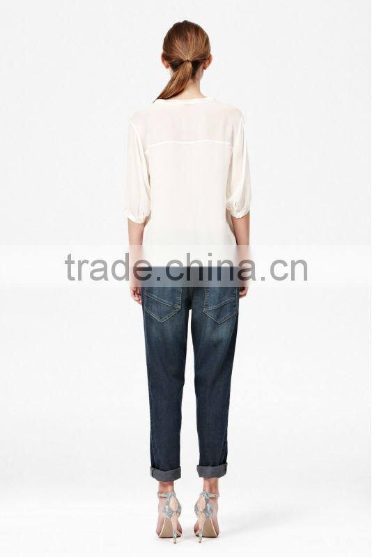 Ladies Collarless Blouse with Satin Hemming