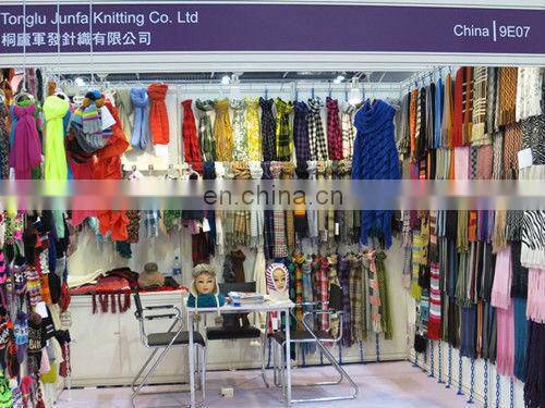 fashional pretty warm soft cozy popular cheaper jacquard knit water bottle cover