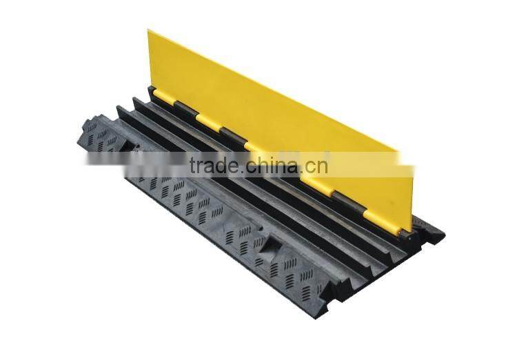 Lower Factoty Price 1000*300*45mm Soft Flexible Recycled Rubber 3 Channel Cable Protectors