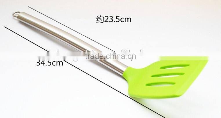 Hot Sale Food Grade Heat-Resistant Silicone slotted turner with stainless handle utensils