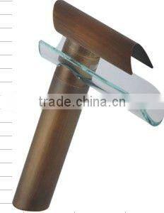 Fasion brass waterfall glass faucet