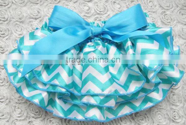fashionable colorful heart print ruffled fancy girl baby bloomers