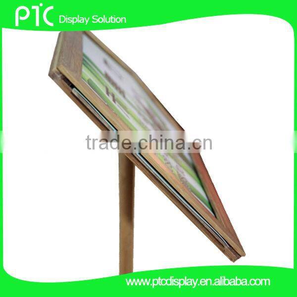 Bamboo arrow sign stand