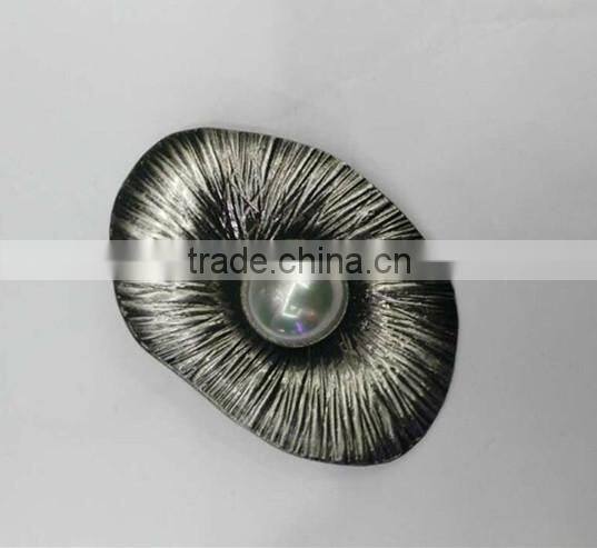 Fashion brooch latest cheap vintage antique brooches in bulk