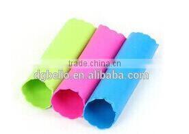 Fashion Design FDA&LFGB Approved Silicone Garlic Peeler
