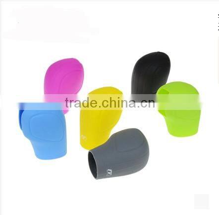 Non-slip & anti-cold soft silicone car gear shift knob cover