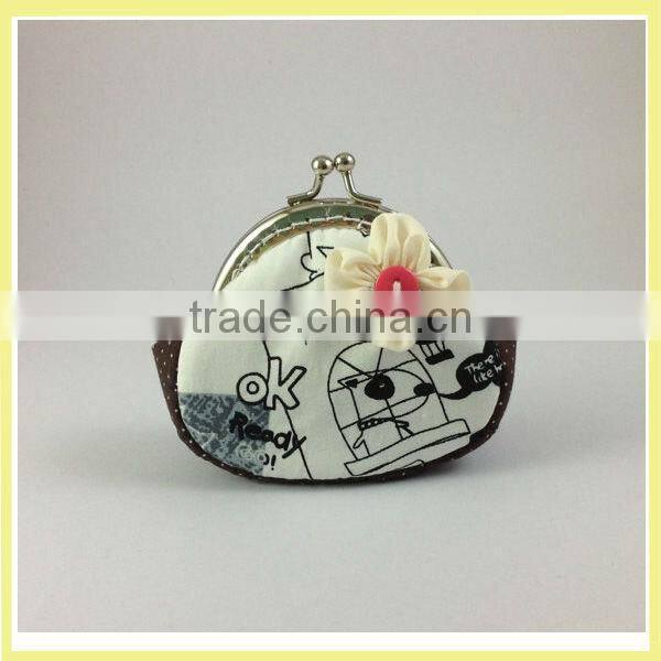 Cute Metal Frame Purse