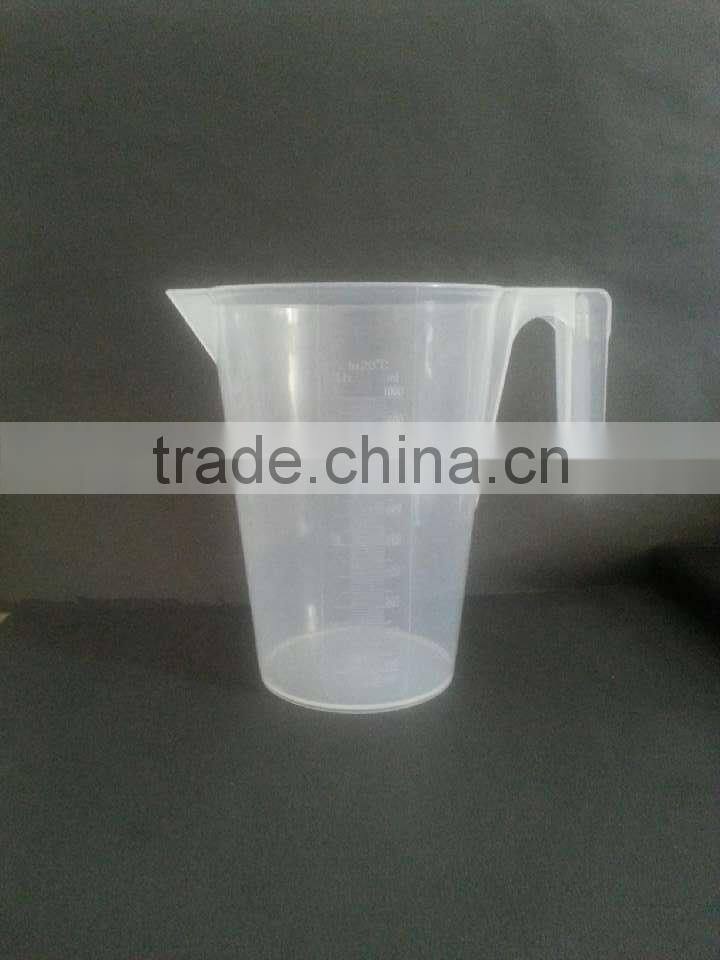 Tansparent pp measuring cup with handle