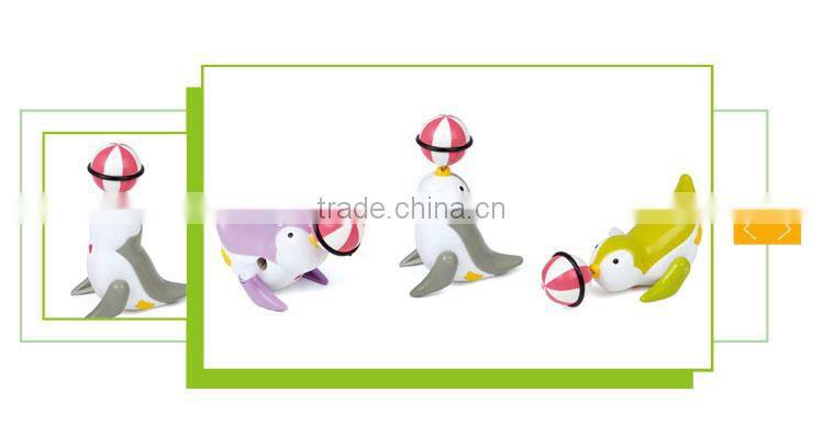 Hot selling kids play wind up set game plastic penguin toy