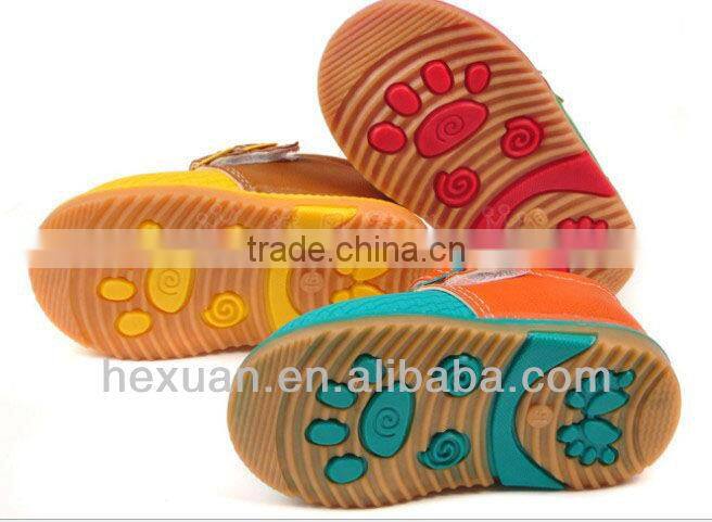 Newest popular design cheap soft sole dinosaur blue baby $1 dollar shoes for baby shoes
