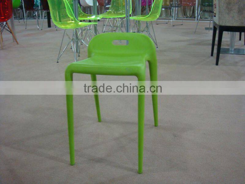 Replica plastic stackable Stefano Giovannoni Yuyu stool for outdoor use or indoor use