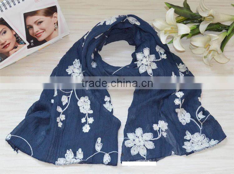 New Arrival Fashion Korean Ladies Flower Embroidery Cotton Scarf