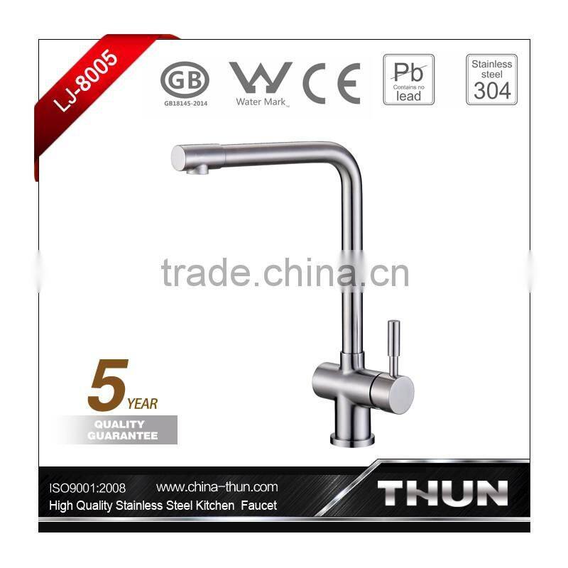 Deck mounted hot and cold water taps with EN817 certification