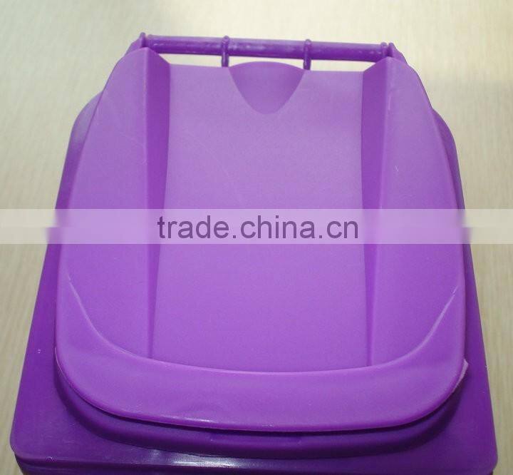 BT05B colorful desktop plastic mini trash can pen holder