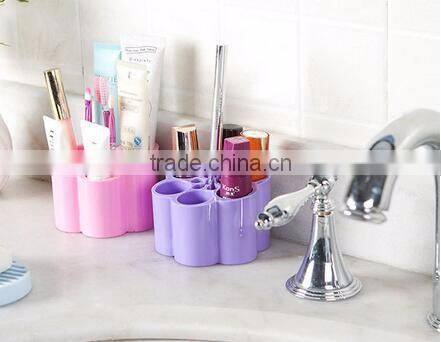 cy269 Plastic Plum Blossom Shaped Dressing Table Cosmetic Storage Box Candy Color Desktop Separating Arrangement Box