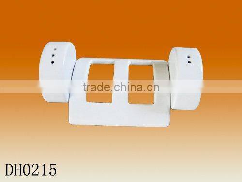 pure white porcelain salt & pepper shaker set
