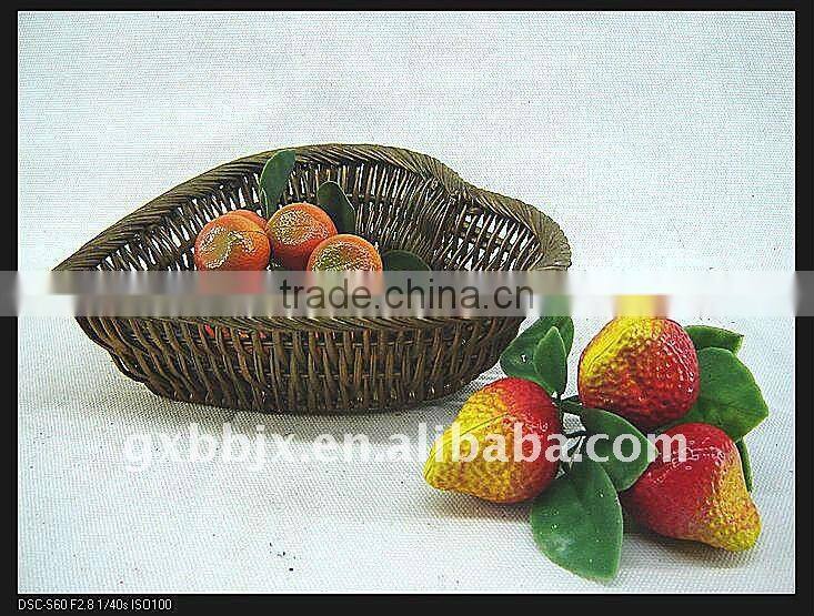 Heart shaped rattan weave storage rattan vagetable trays set of two