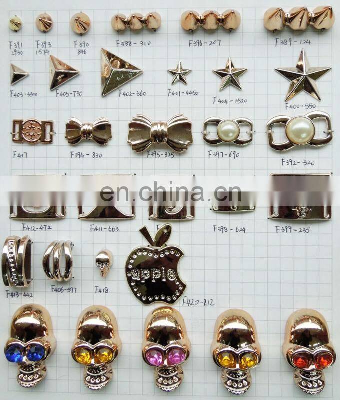 hot sell punk ccb skull studs glue on clothing bags garment accessories