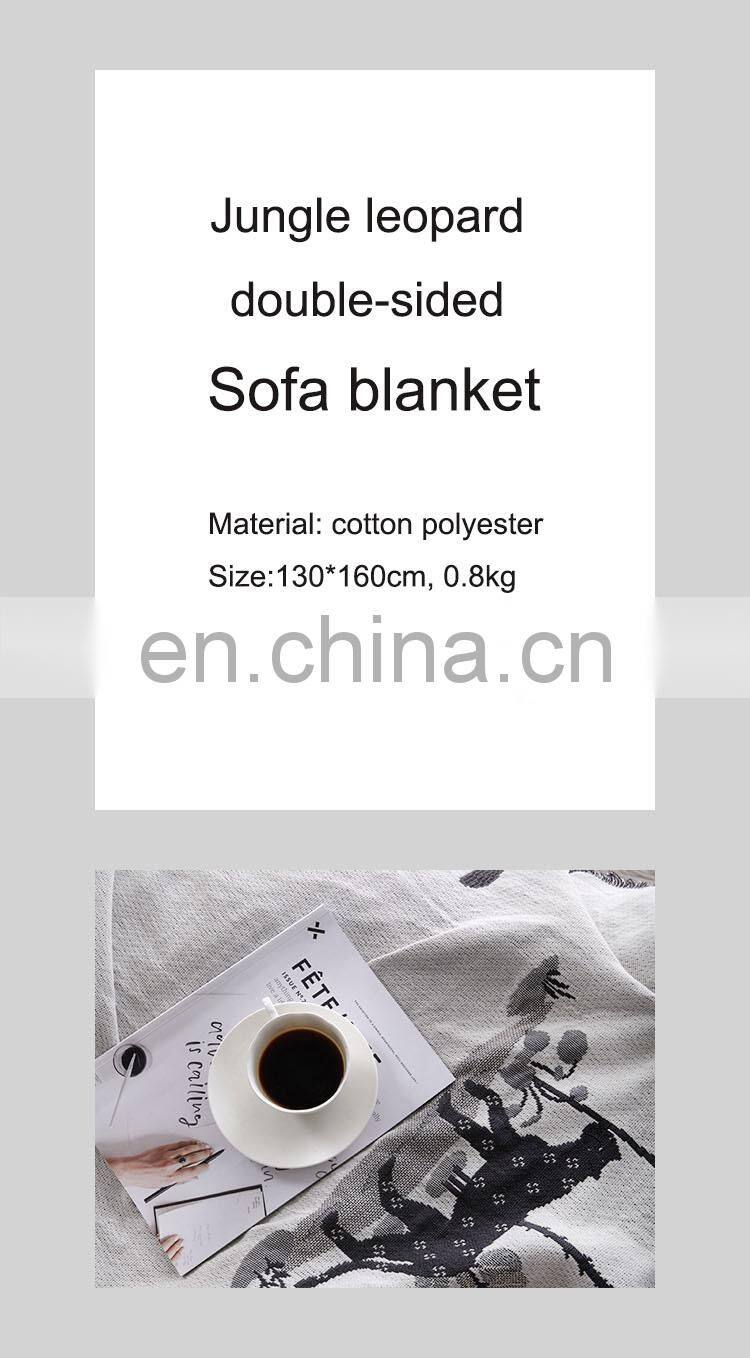 RAWHOUSE China wholesale throw blanket Yarn Dyed leopard double side woven throws tassels cover sofa home decor