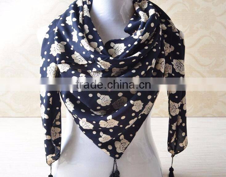 New Designs Printed Cotton Square Head Scarf